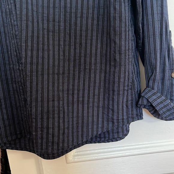 Marine Layer button up navy and blue stripe - Picture 3 of 5